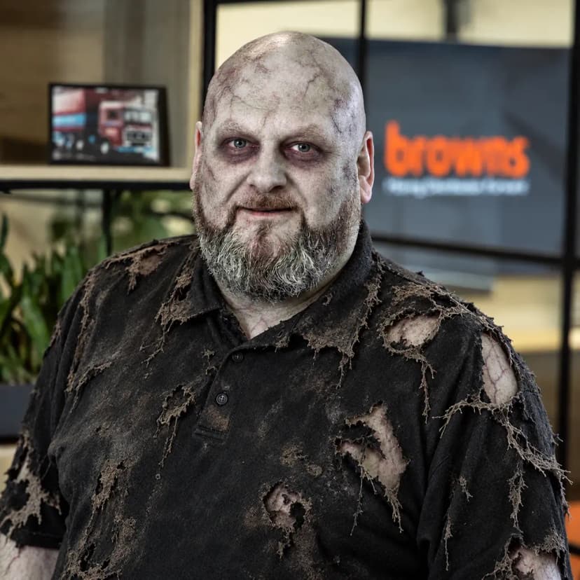 Alternate image of Darren Simpson